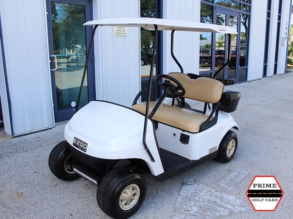 White EZGO 2 Passenger Golf Cart affordable golf cart rental, golf cart rent georgia